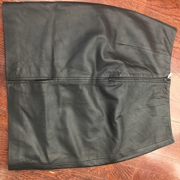 H&M Genuine Leather Skirt - Picture 3 of 7